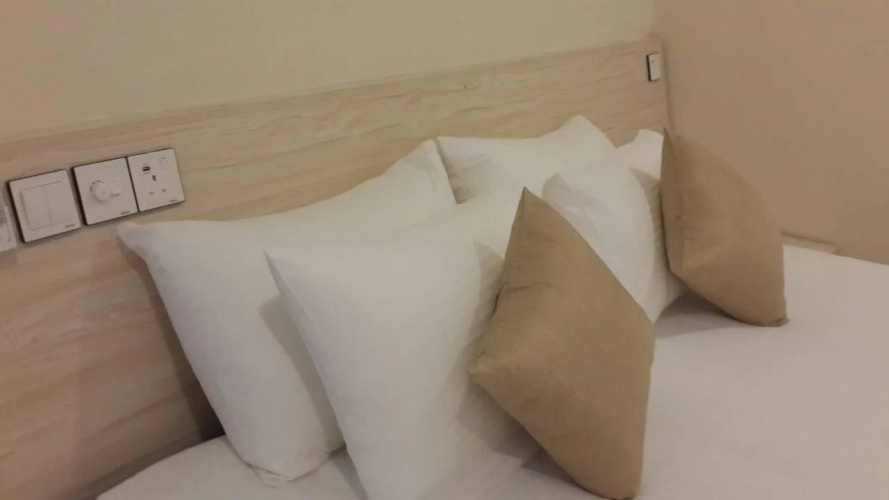 South Ari Inn