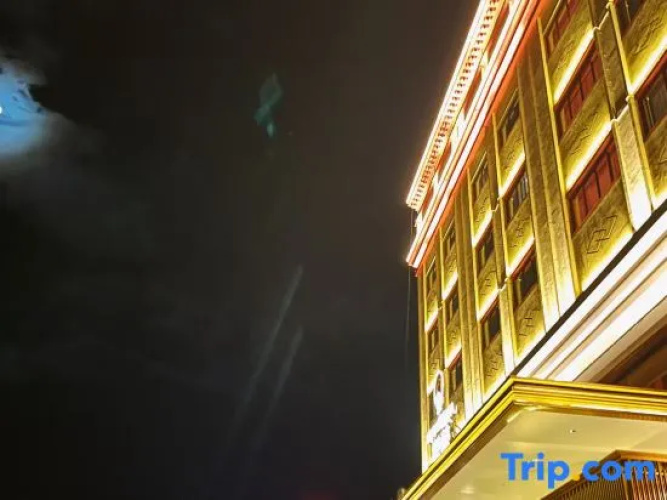 Gasa Hotel