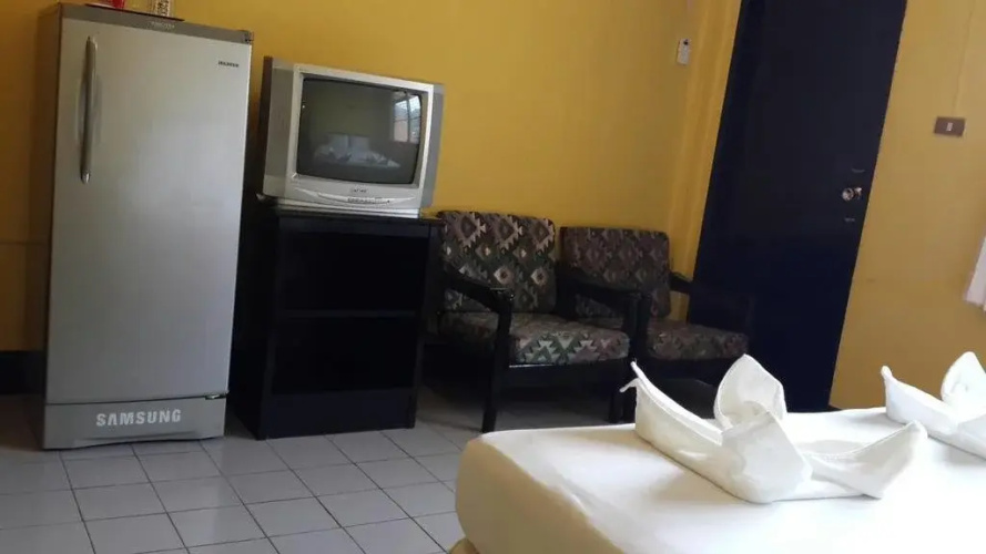 Patong Deli Hotel