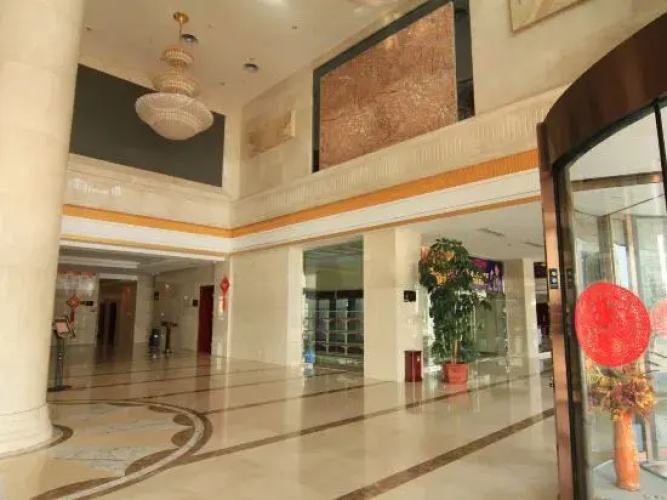 Linhai Business Hostel