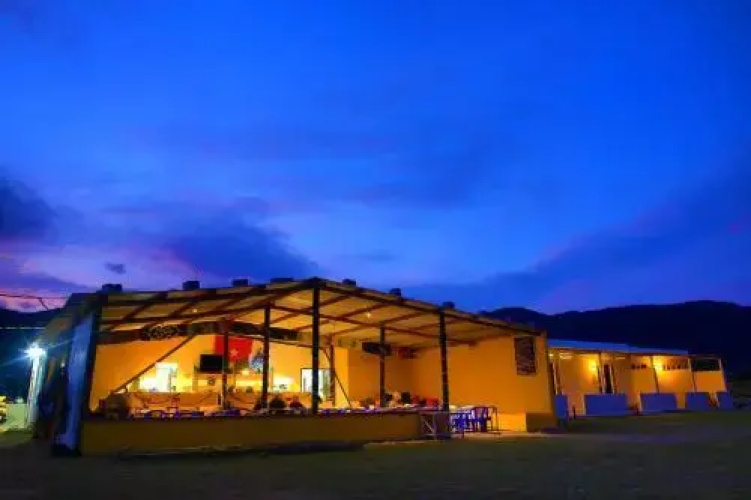 Phi Kite School