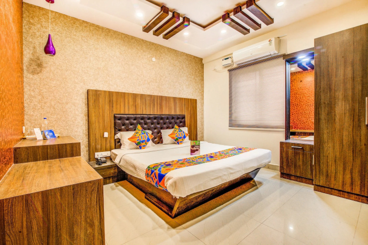 FabHotel Mayuri Residency