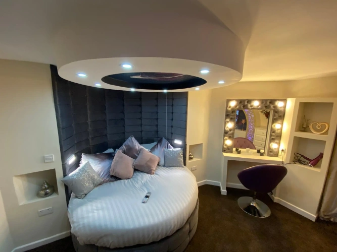 Standard Double Suite