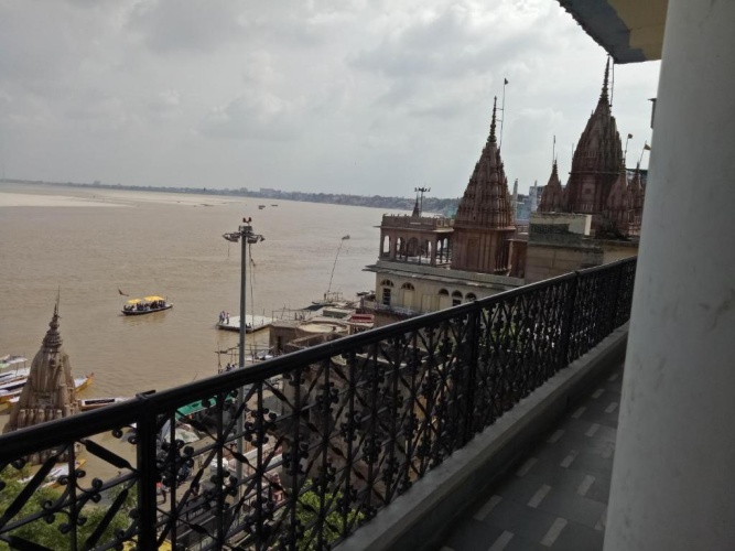 Standard Triple room with balcony
