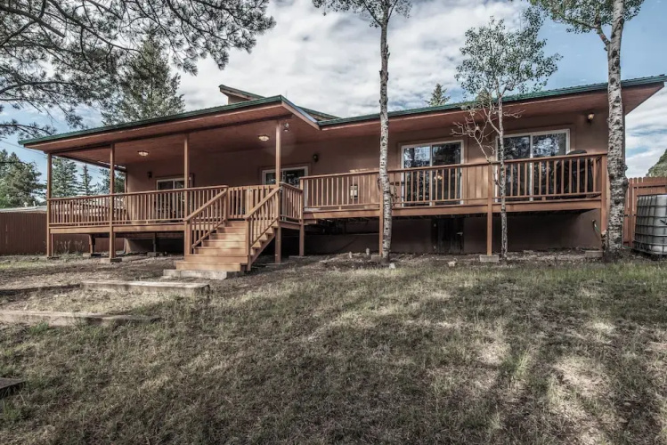 Shady Pines by Ruidoso Vacation Rentals