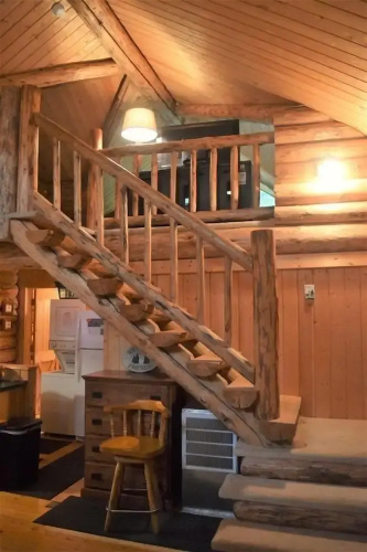 Cascade Log Cabin