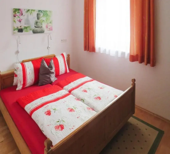 4 Bedrooms Classic Cottage
