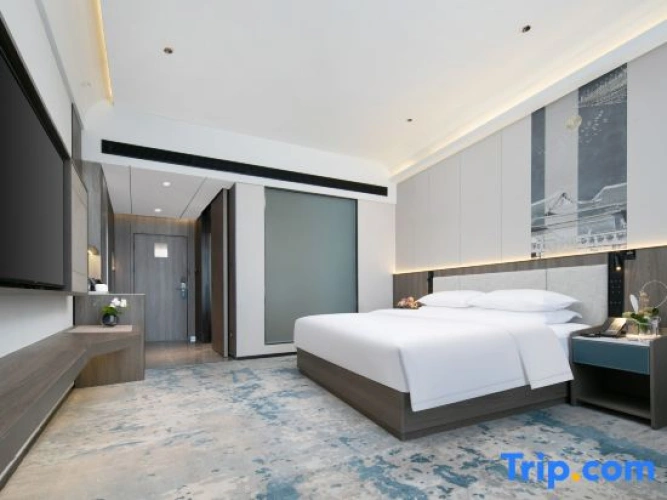 Standard Double room with lake view