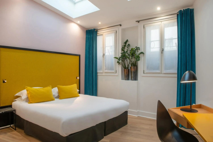 Hotel Arc de Triomphe