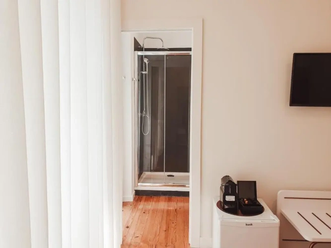 Premier room