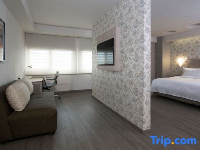 Quadruple Suite