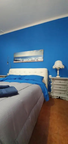 2 bed flat Centre & Stadio free parking