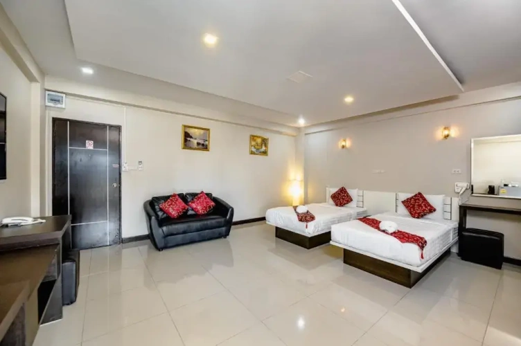 Deluxe Twin room