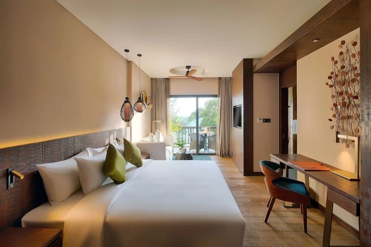 Classic Double room with balcony and with view