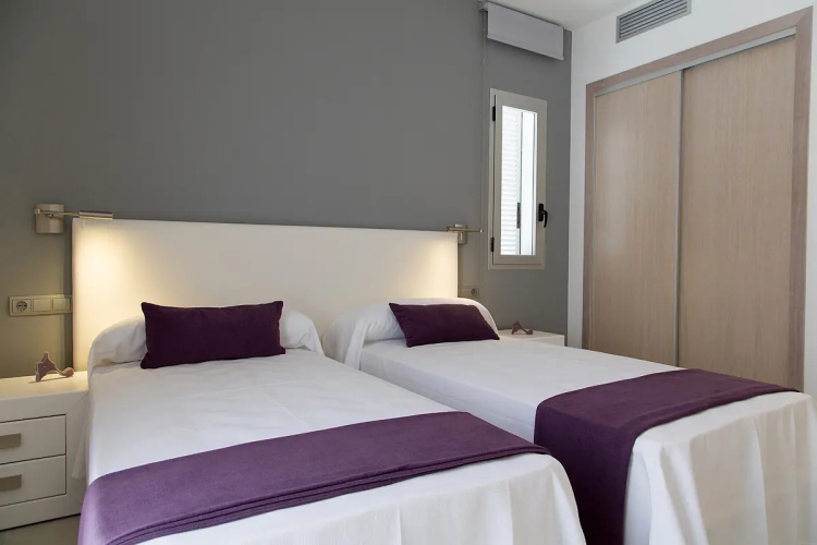 Apartaments Proa Es Pujols
