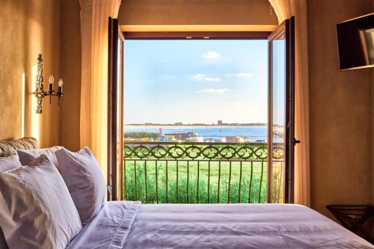 Deluxe Double room with sea view