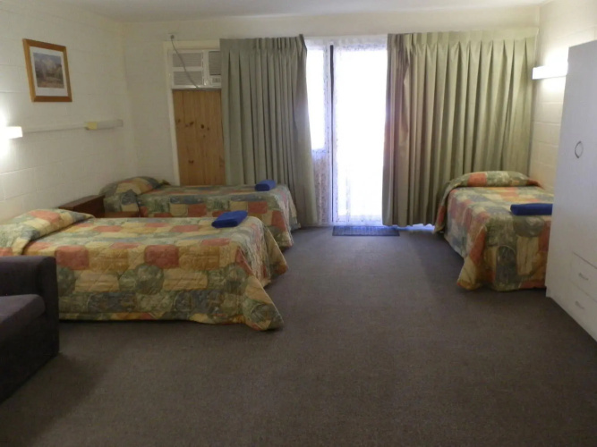 Coachman Motel