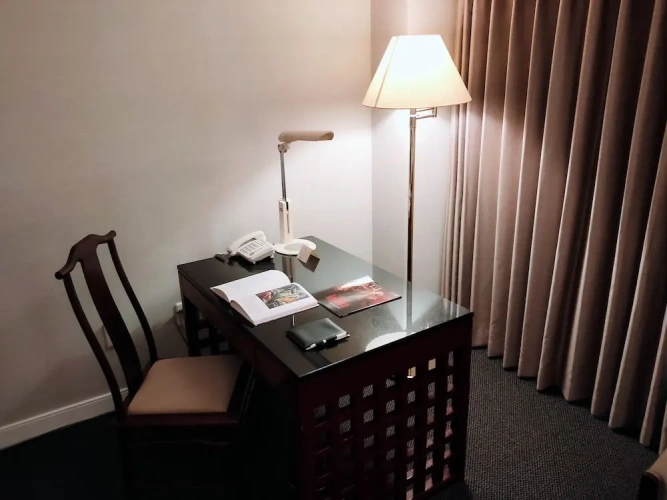 Corner Twin room