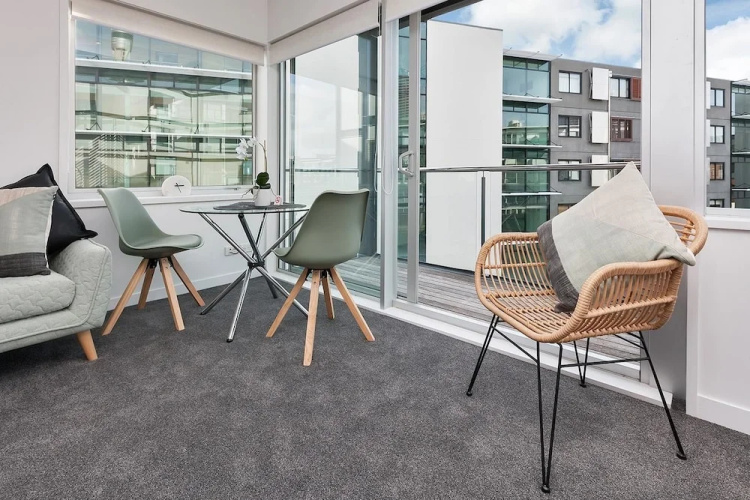 QV Friendly Harbour Apartment - 743