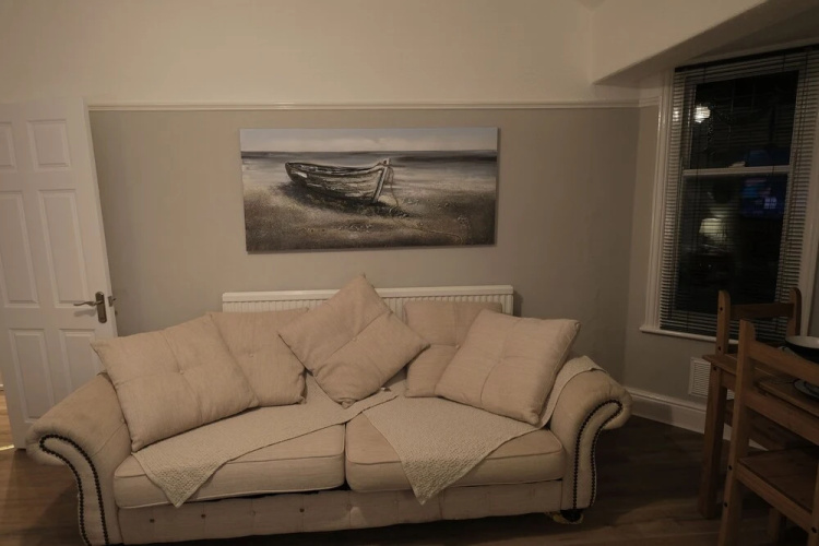 2br-beachviews-petfriendly-freeparking
