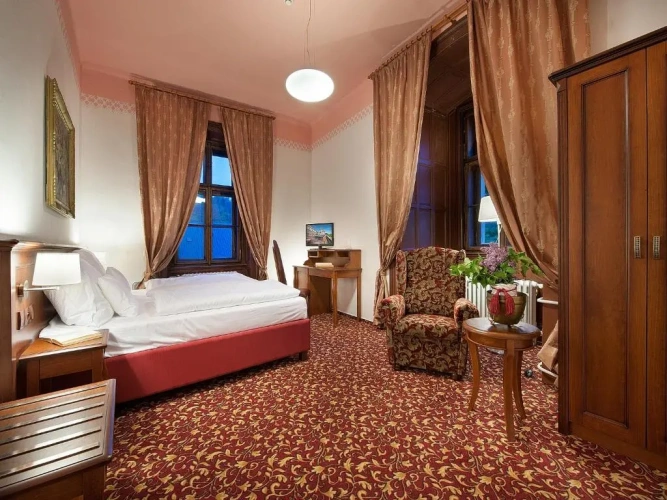 Standard Double room with view