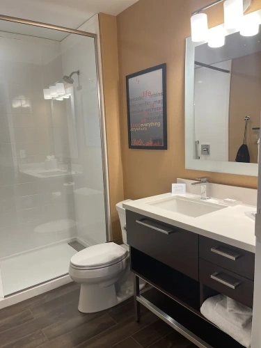 1 Bedroom Suite
