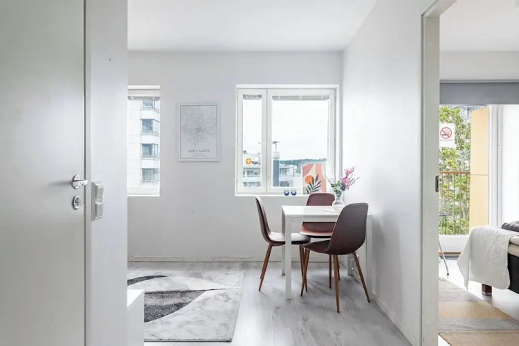 Modern 1BR Home with Sauna & Balcony