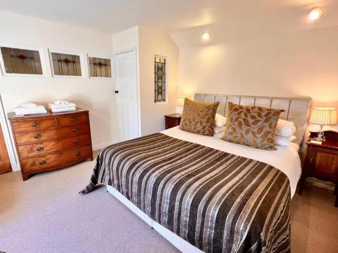 2 Bedrooms Double Cottage