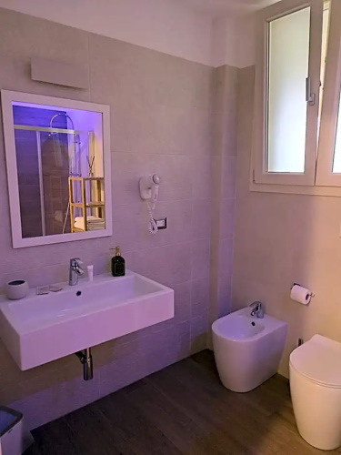 Lux Suite