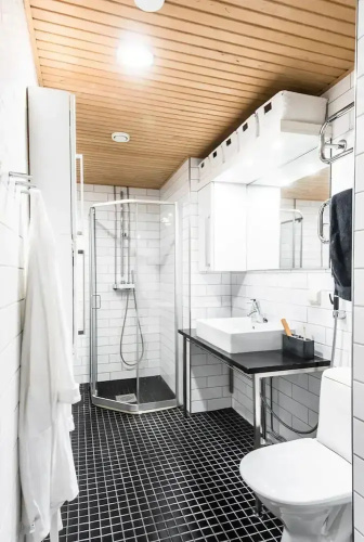 2ndhomes Deluxe Studio w Sauna & Balcony