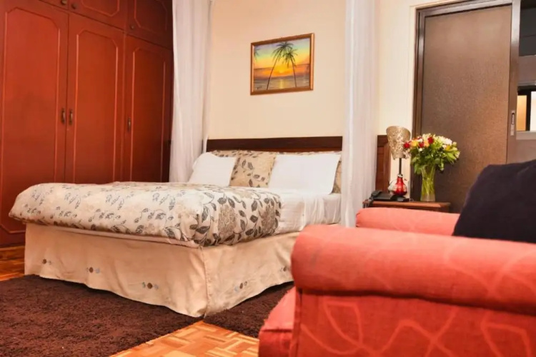 GraceHouse Resort