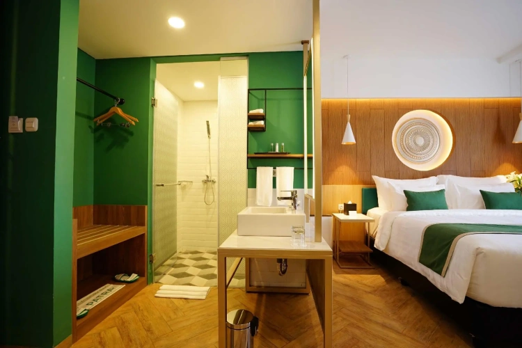 Deluxe Double Club Suite