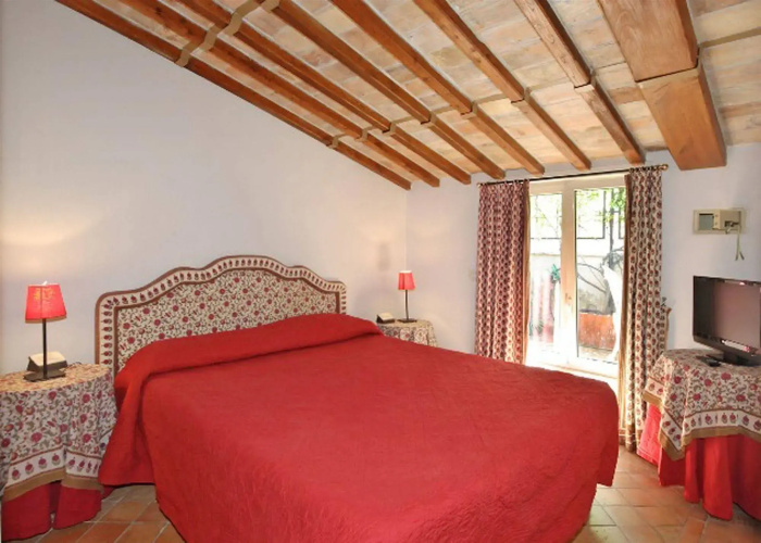 Frattina Apartments