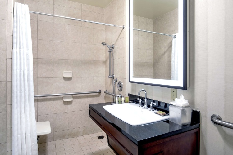 DoubleTree by Hilton Hotel Nashville Downtown photo 16