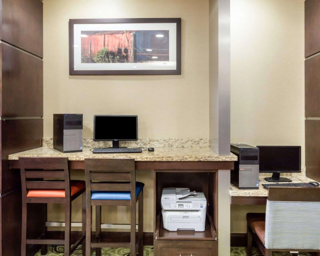 Comfort Suites Cotulla near I-35
