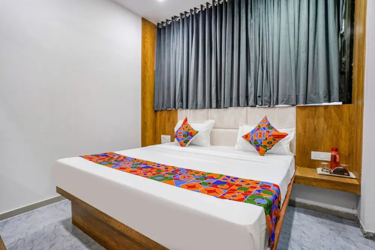 Fabhotel Western Inn