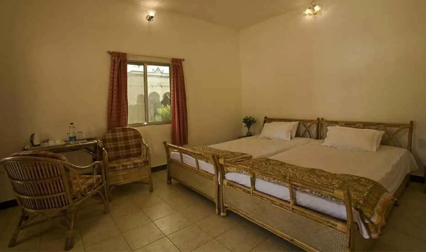 Double Cottage