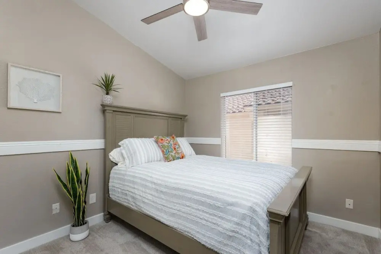 Casa De Mojave 3 Bedroom Home by RedAwning