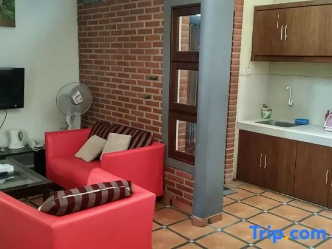 Quadruple Cottage