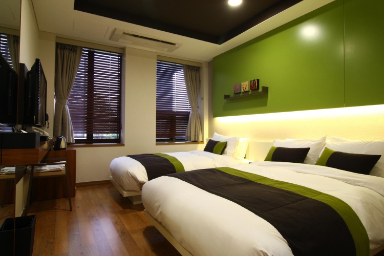 Standard Twin Family room
