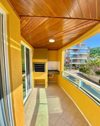 1 Bedroom Apartment with city view