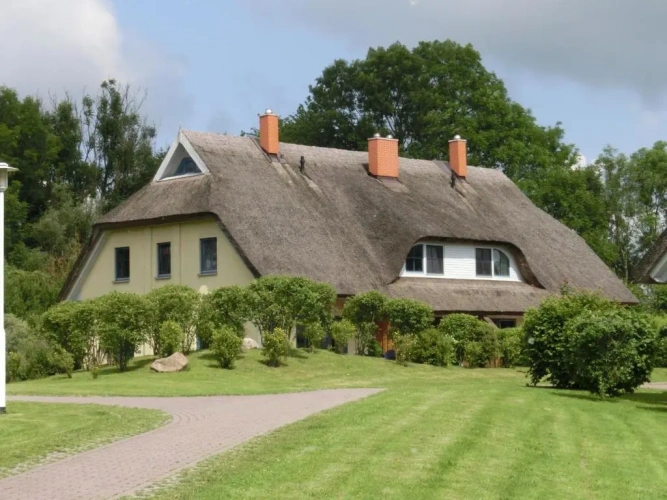 3 Bedrooms Cottage