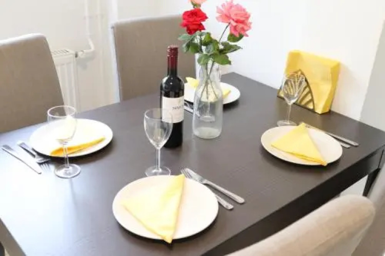 GrapeWine Guesthouse