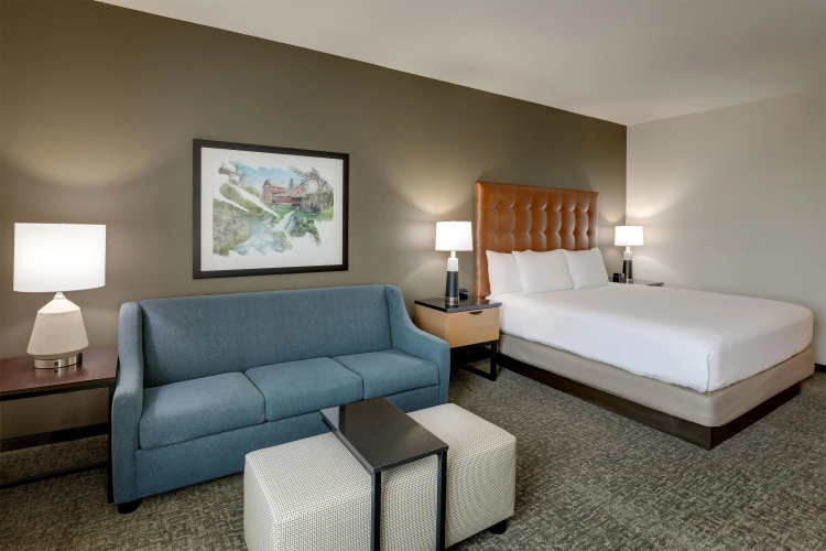Drury Inn & Suites North Dayton photo 6