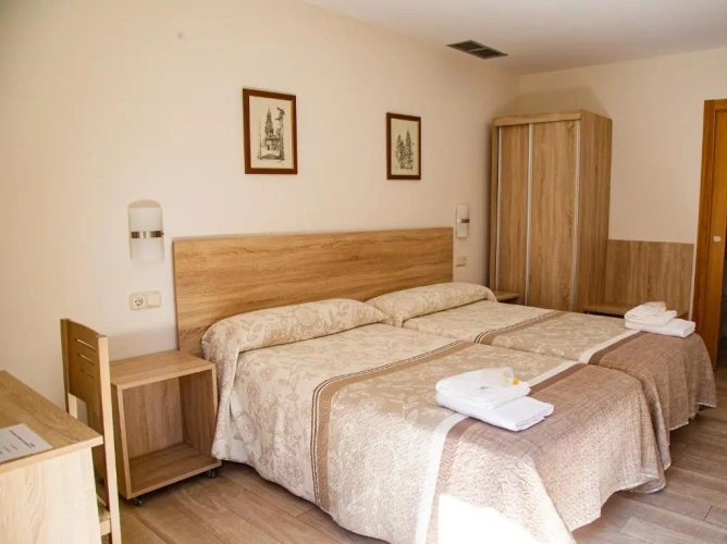 Standard Twin room