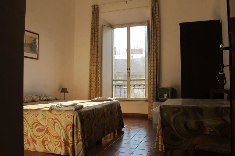 Little Italy Bed  Breakfast