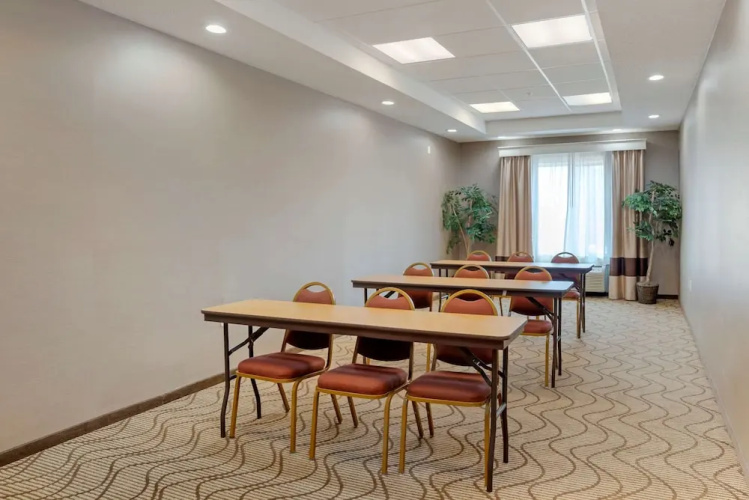 Comfort Suites Oxford