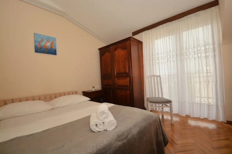 2 Bedrooms Apartment with balcony and with sea view