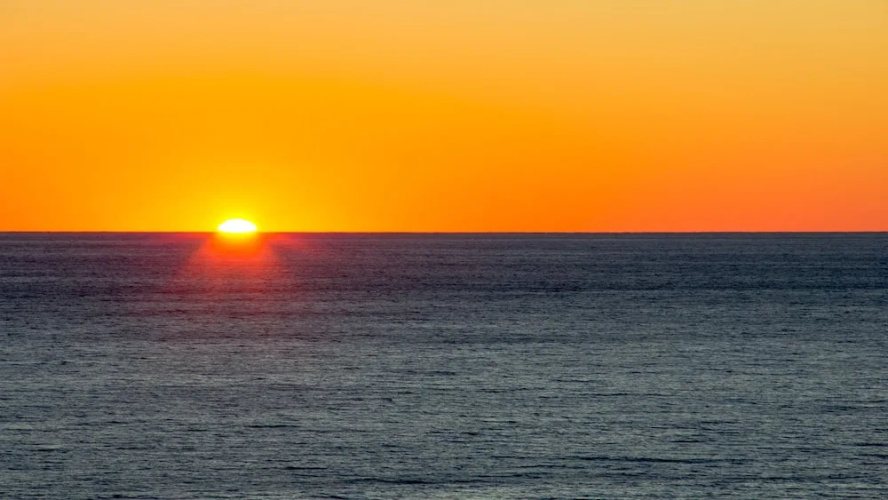 Beach Haven! 2BR 2BA Sleeps 6! Coastal Paradise Awaits!