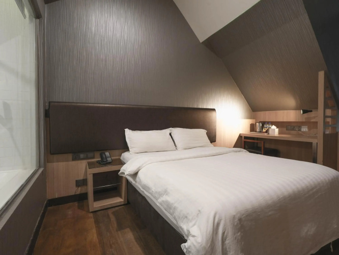 Amrise Hotel Kitchener